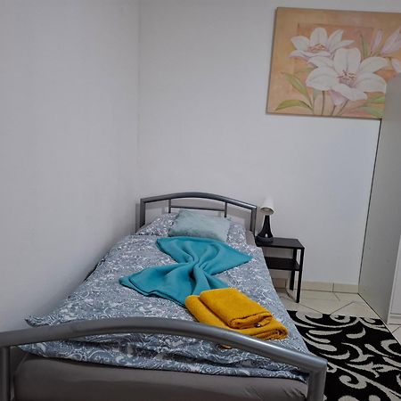 2 Zimmer Appartements In Heroldsatt Heroldstatt 외부 사진